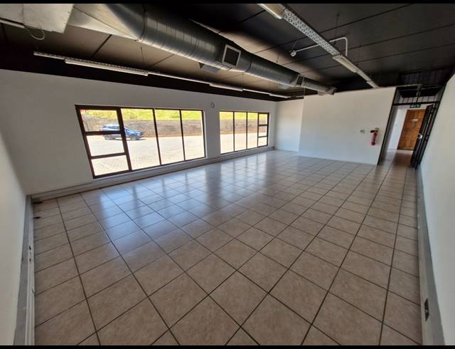 2,315M² WAREHOUSE TO LET IN GERMISTON INDUSTRIAL